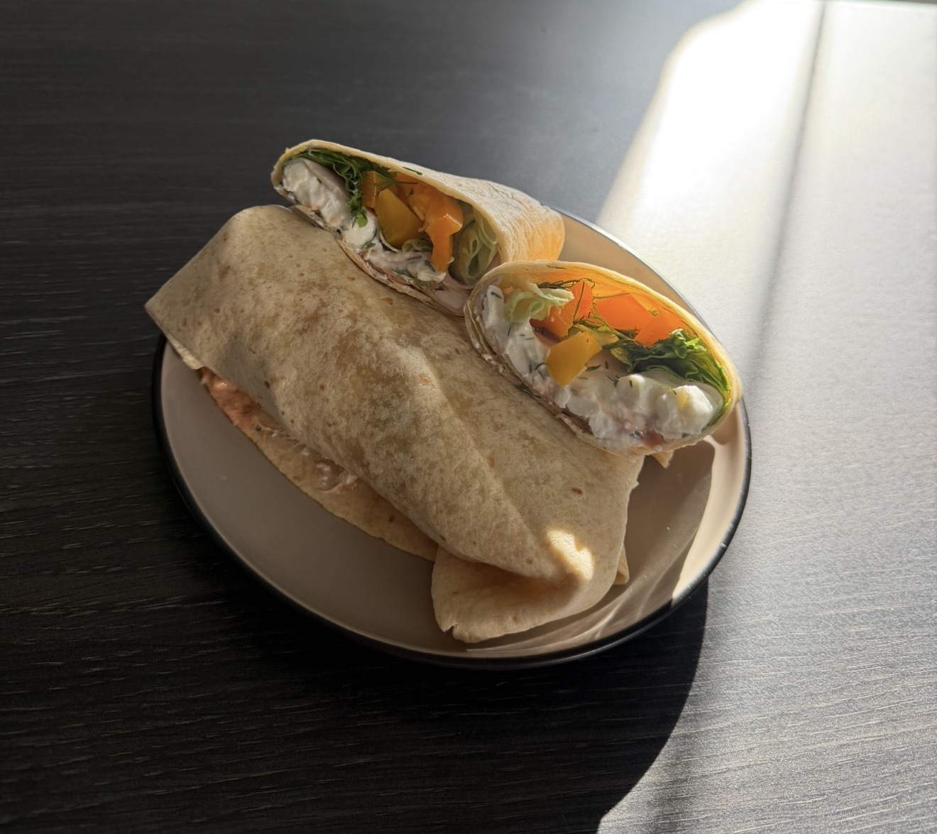 Cottage cheese and vegetable wraps